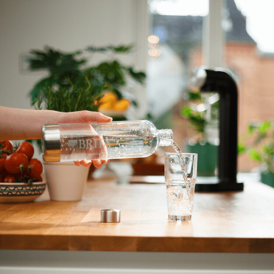 Brita SodaOne, Sättigungsbecher für kohlensäurehaltiges Wasser, schwarz