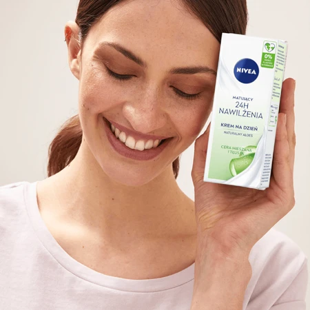 Nivea 24h Hydration, cremă de zi matifiantă, ten gras și mixt, 50 ml