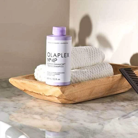 Olaplex Nr. 4P, lila Shampoo für blondes Haar, 250 ml