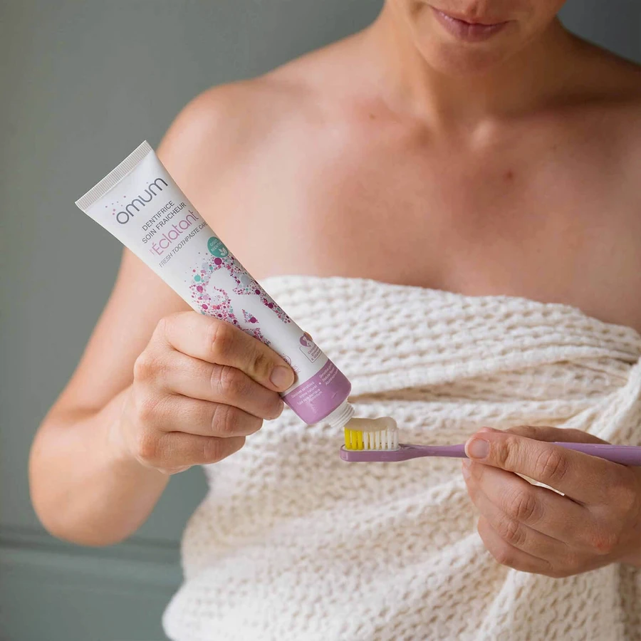 Omum Shine, natürliche Zahnpasta für empfindliche Zähne und Zahnfleisch, fluoridfrei, für schwangere und stillende Frauen, 75 ml