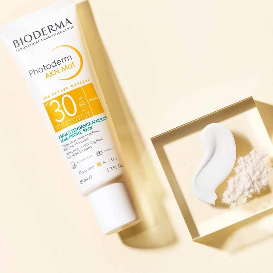 Bioderma Photoderm Anti-Unvollkommenheit Mattierender Concealer Fluid Spf30 AKN Mat Akne-anfällige Haut 40ml
