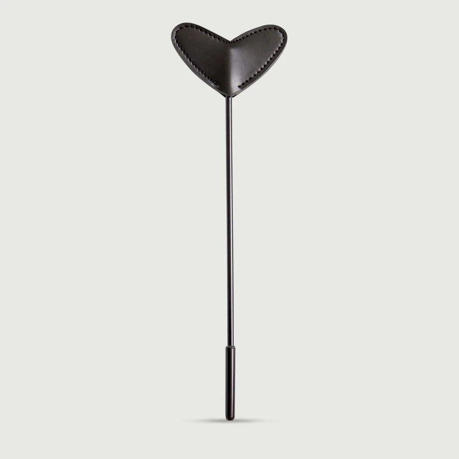 Crop de piel con punta de corazón Serie Cupido Strike 33 cm - Negro