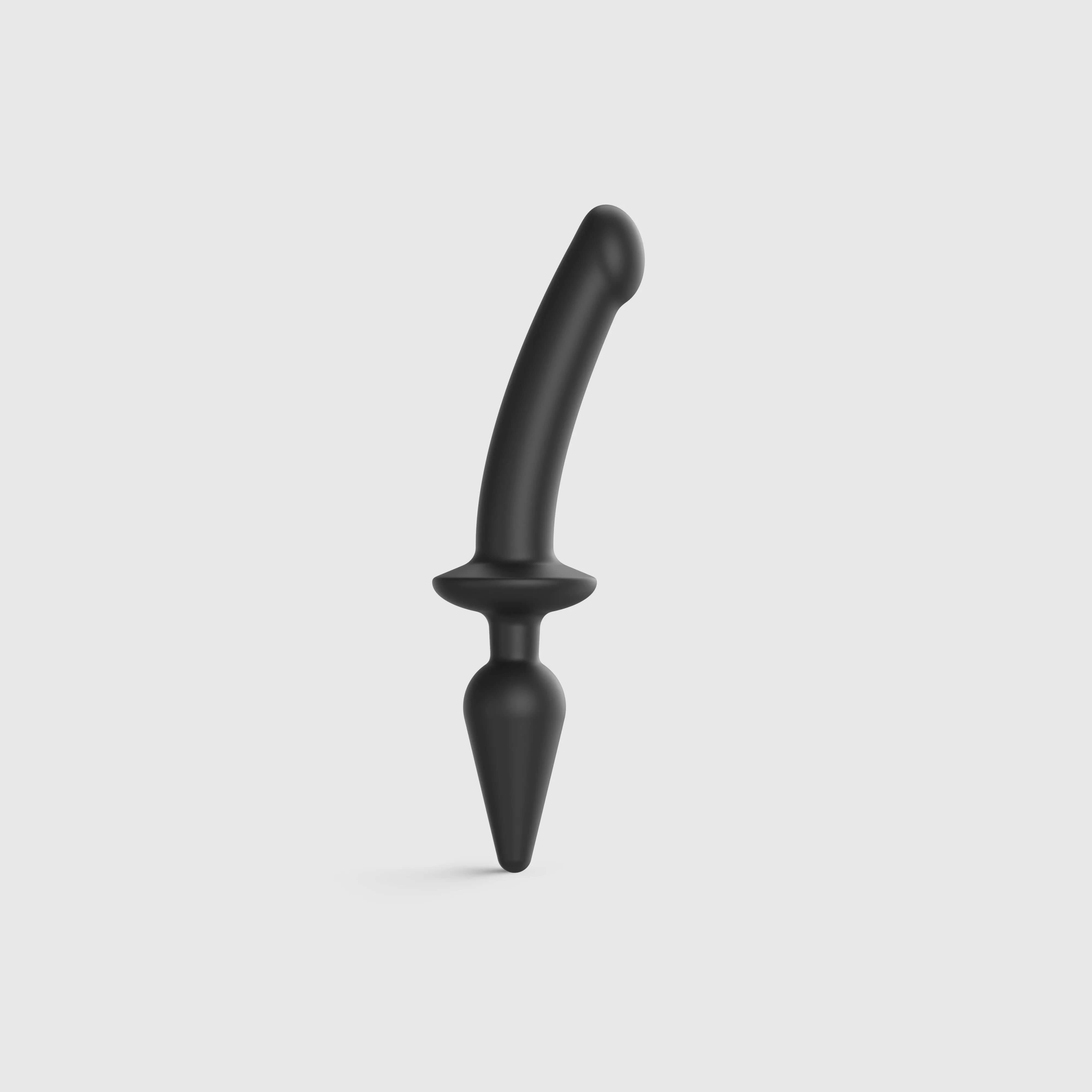 Switch Plug In Large Semi Realistic Dildo mit Butt Plug - Schwarz