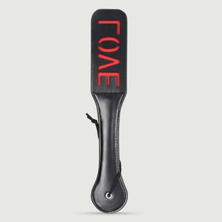 Domme Series Paletă din piele artificială cu tăietură LOVE și strat dublu - negru