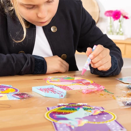 Studio creativo 2 in 1 con unicorni, pittura di diamanti e bracciali