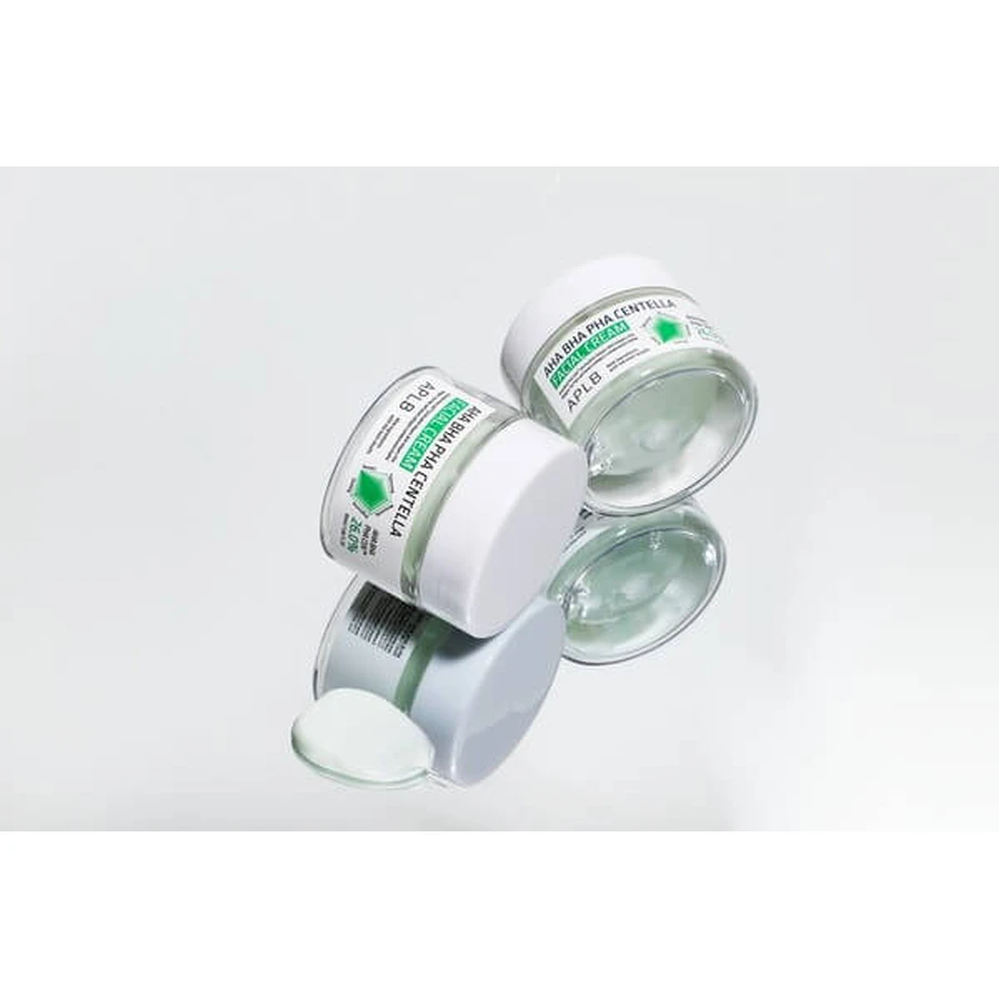 APLB AHA BHA PHA Centella Facial Cream, cremă de față exfoliantă și calmantă cu acizi și Centella Asiatica, 55 ml