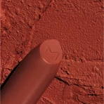 Madara Velvet Matte Cream Lipstick, barra de labios mate con acabado satinado, Magma, 3,8 g