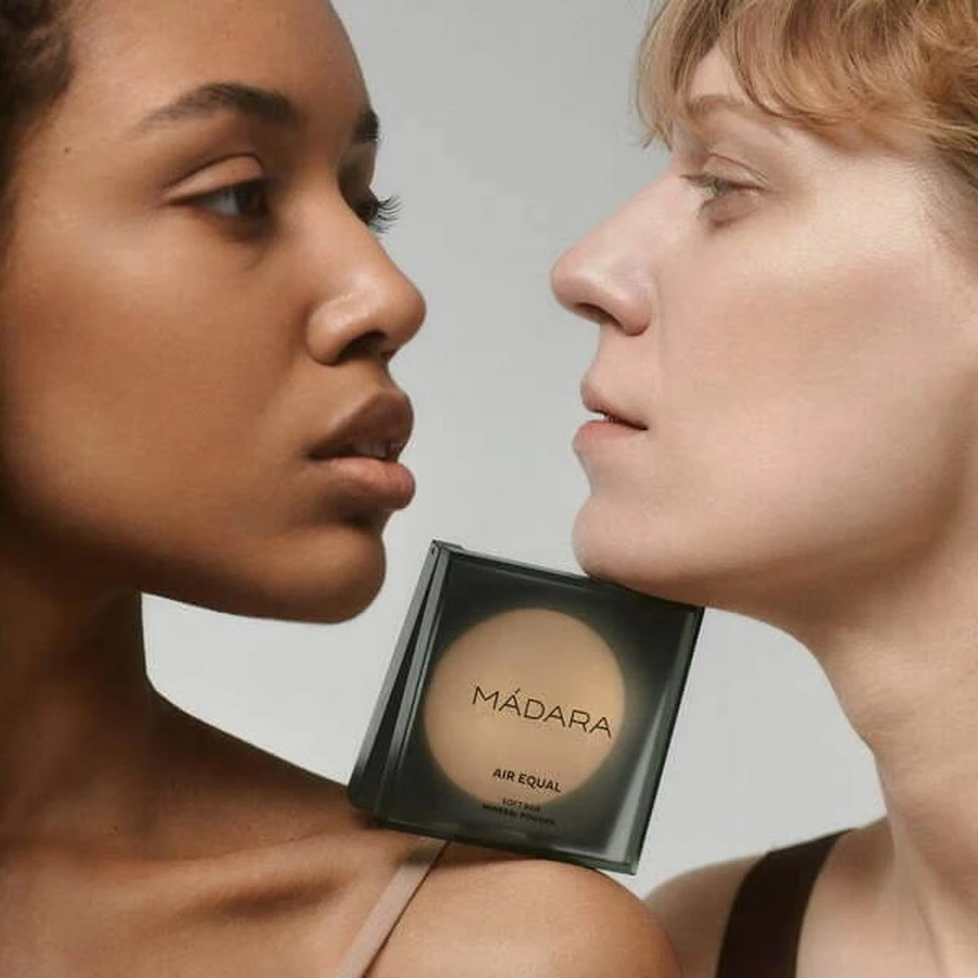 Madara Air Equal Soft Silk Mineral Powder, pudră minerală, Deep, 9 g