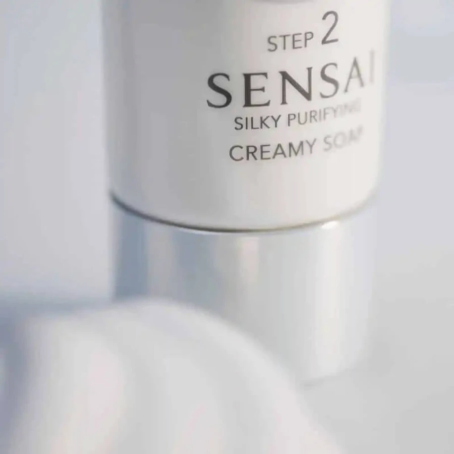 Kanebo Sensai zijdezachte zuiverende crèmige zeep - stap 2 125ml