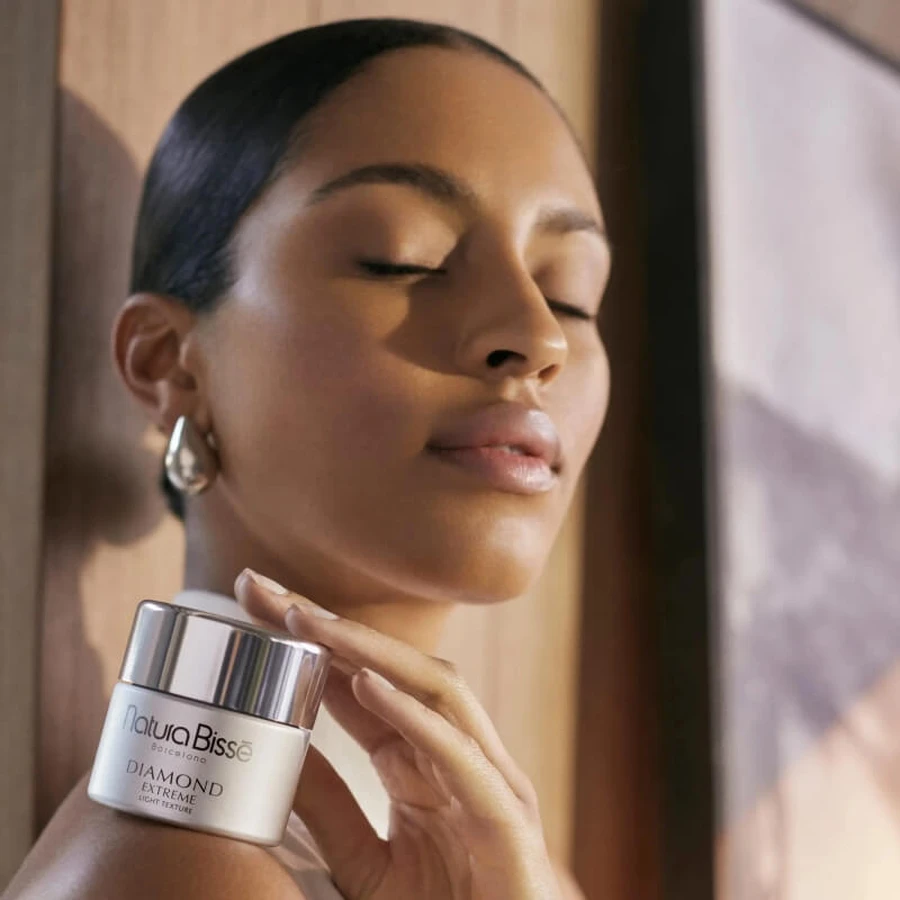 Natura bisse Diamon textură extrem de ușoară - cremă antirid 50 ml