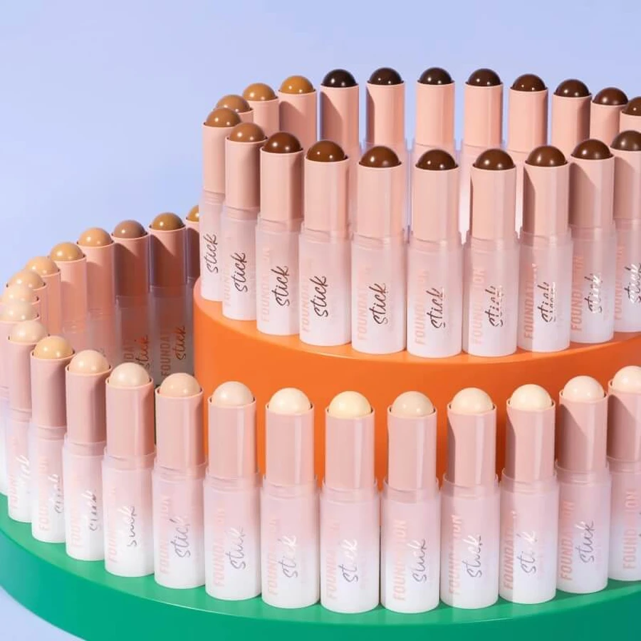 Essence Mehrzweck-Foundation-Stift – Nr. 190