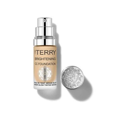 By Terry Brightening CC Foundation – fond de ten sub formă de ser, nr. 4W, nuanță medie-caldă