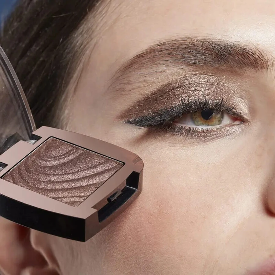 Deborah Color lovers eyeshadow - fard de pleoape nr. 08 maro închis