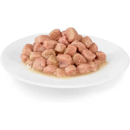 Natural Trainer Adult Tuna and Beef Bites Multipack - Complete Food for Adult Cats, 12 pouches x 85 g