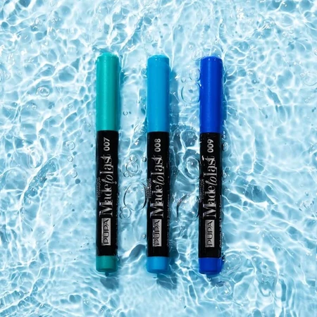 Ombre à paupières waterproof « Made to Last » de Pupa - Stick à paupières n° 008 Pool Blue