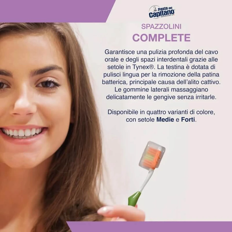 Pasta del capitano Complete – periuță de dinți cu peri de duritate medie, în culori asortate