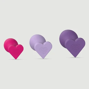 Zestaw wtyczek analnych „Love Signal Triple Heart” – wielokolorowy